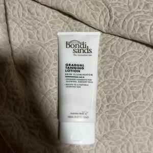 Bondi Sands Skin Illuminator in White